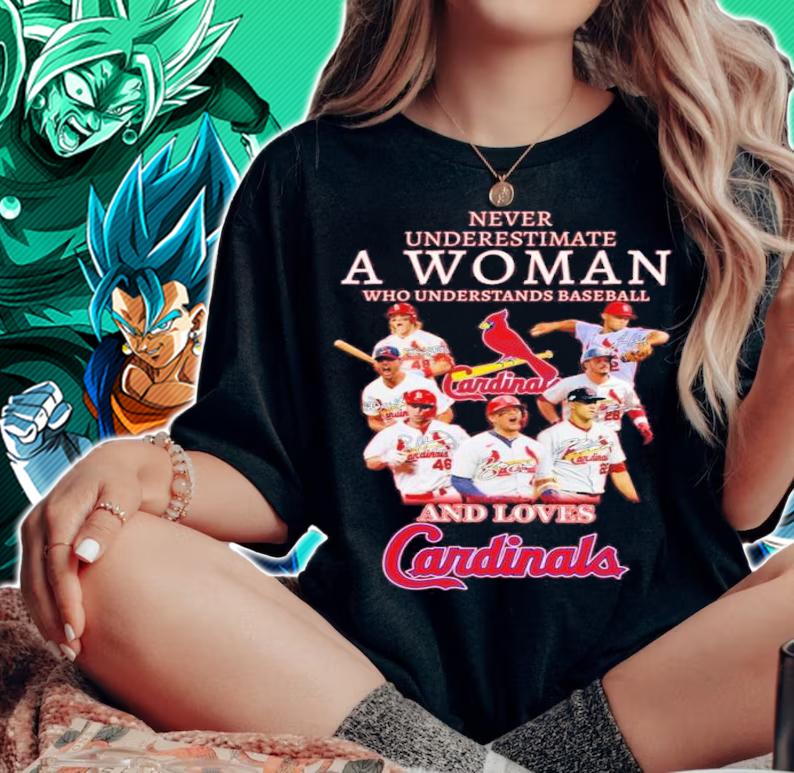 Never Underestimate A Woman Who Understand Baseball And Loves Cardinals Signatures t-shirt woman shirt