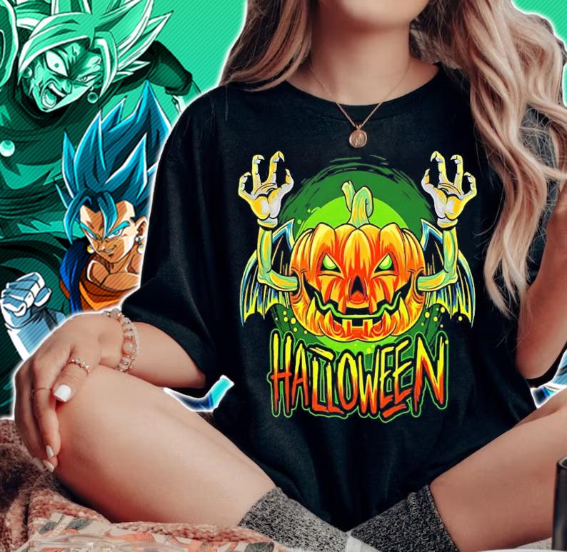 Vampire Bat With Halloween Pumpkin Head Karikatur Shirt t-shirt woman shirt