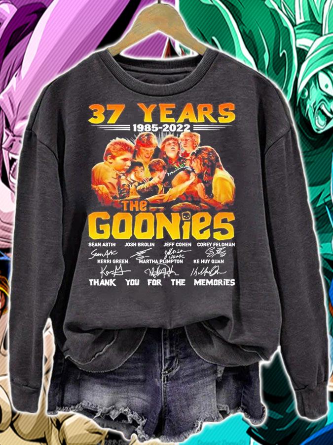 The Goonies 37 Years 1985 2022 Thank You For The Memories Signature T-Shirt sweatshirt