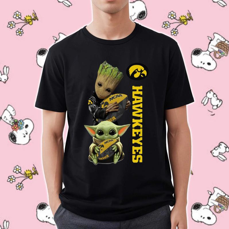 Cute Baby Yoda And Baby Groot Hug Iowa Hawkeyes Football T-Shirt