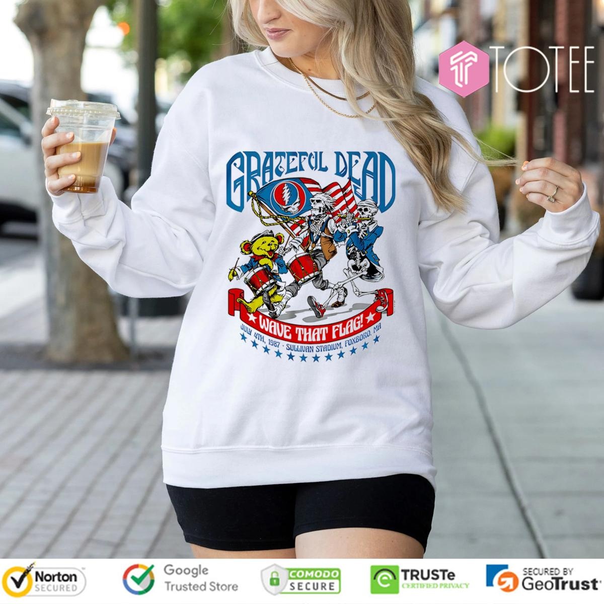 Sweatshirt